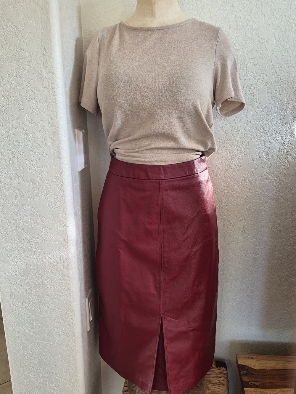 Tower Hill Collection 100% Leather Front Inverted Pleated Skirt Sz 6